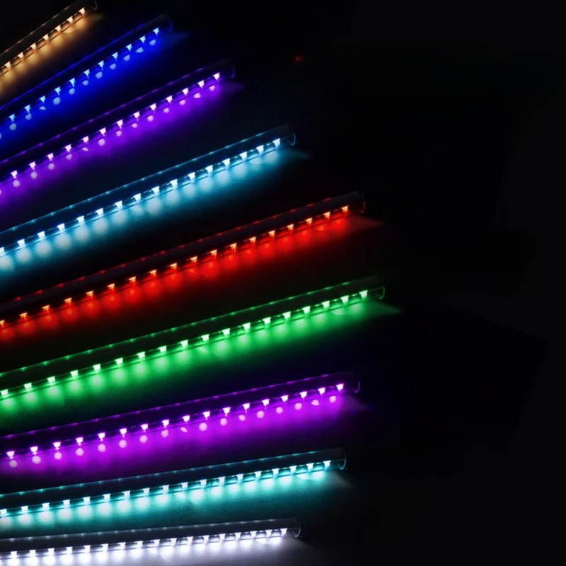 スタンド式吊り下げ型ダイビングライトLED RGBフルスペク - Planted Aquarium Hanging Light のレビューと価格